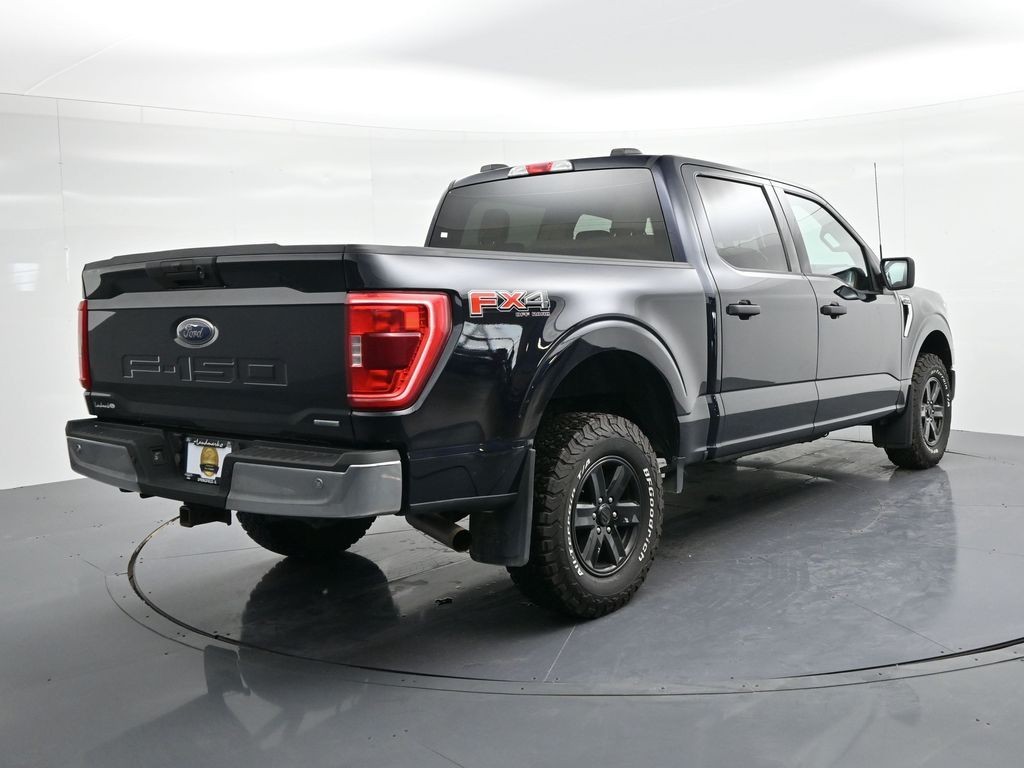 Ford F-150 Vehicle Full-screen Gallery Image 5