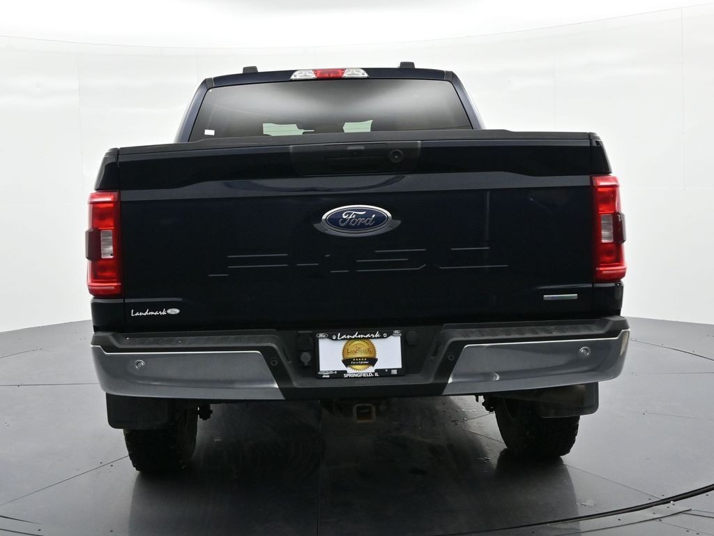 Ford F-150 Vehicle Full-screen Gallery Image 6