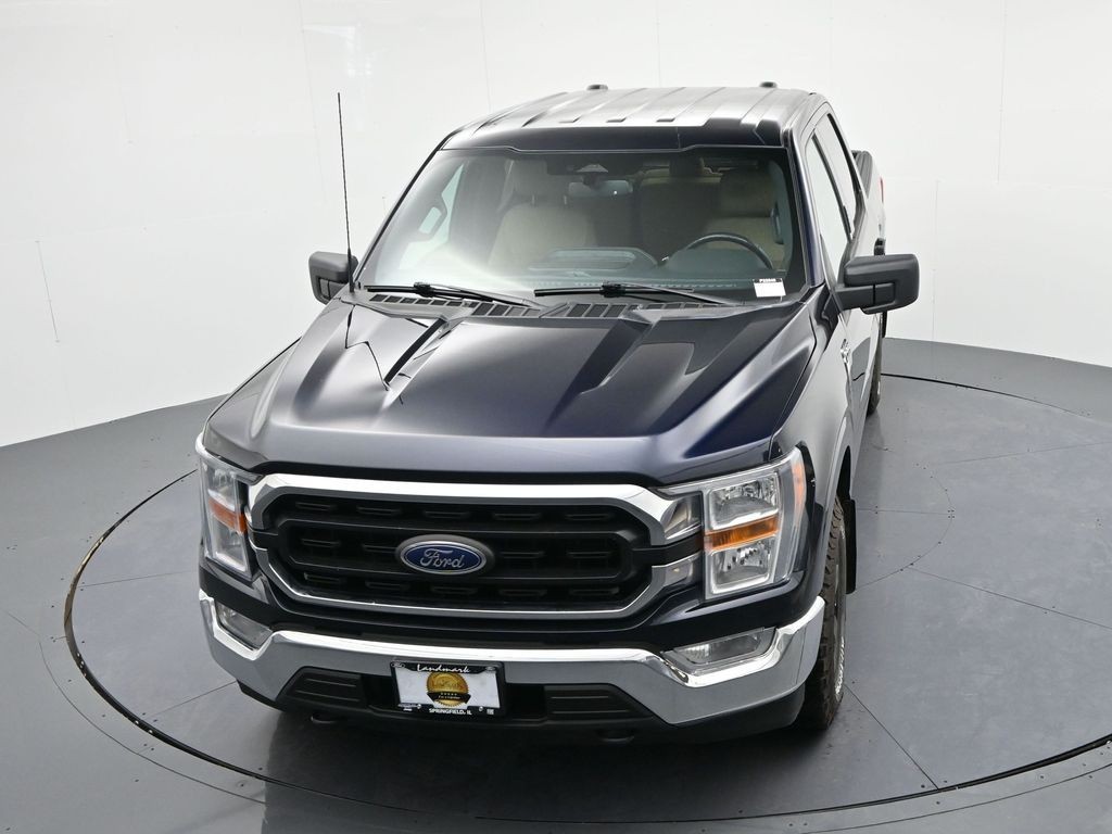 Ford F-150 Vehicle Full-screen Gallery Image 17