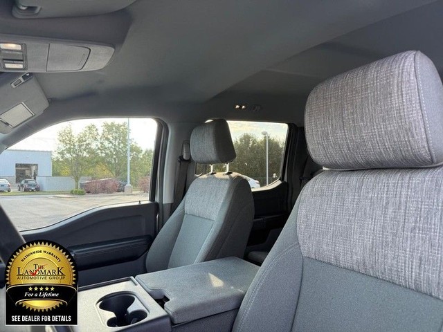 Ford F-150 Vehicle Full-screen Gallery Image 9