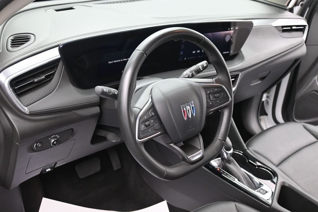 Buick Encore GX Vehicle Full-screen Gallery Image 13