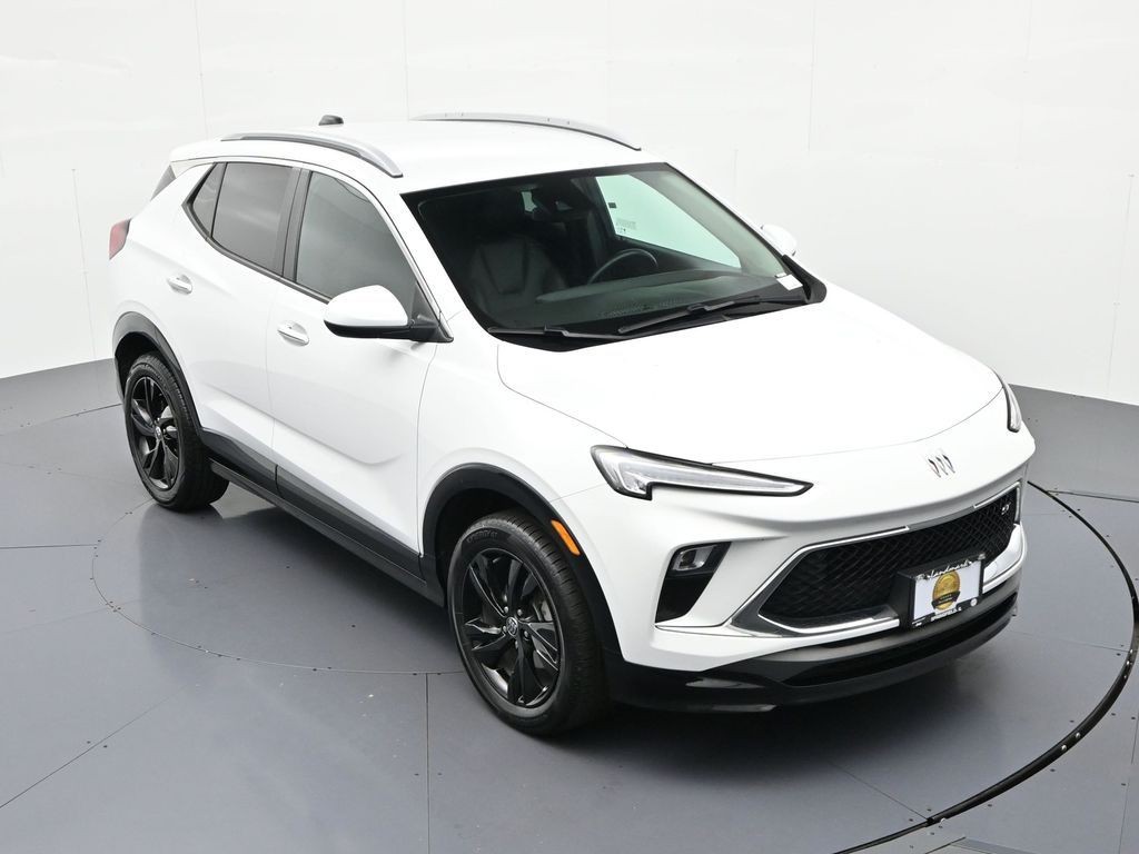 Buick Encore GX Vehicle Full-screen Gallery Image 14