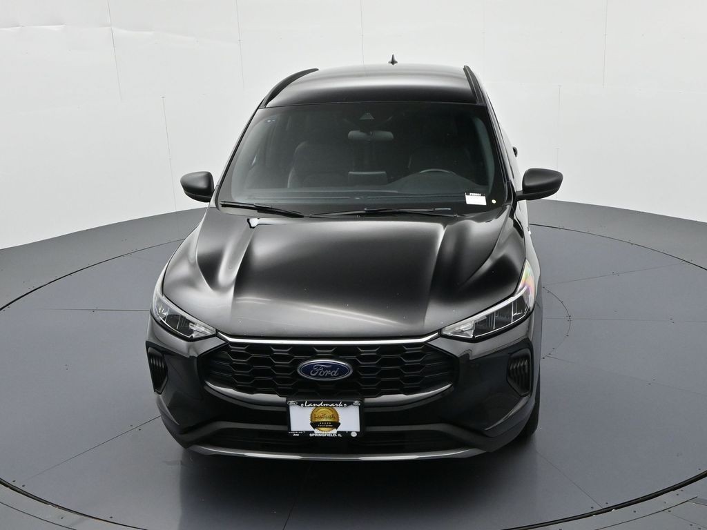 Ford Escape Vehicle Full-screen Gallery Image 19