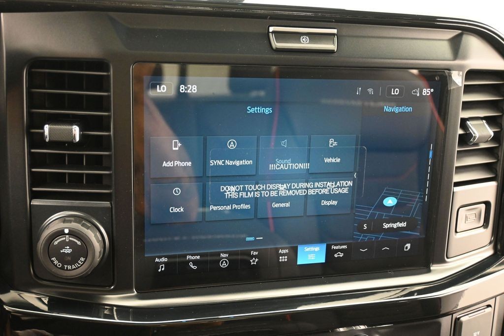 Ford F-250SD Vehicle Full-screen Gallery Image 12