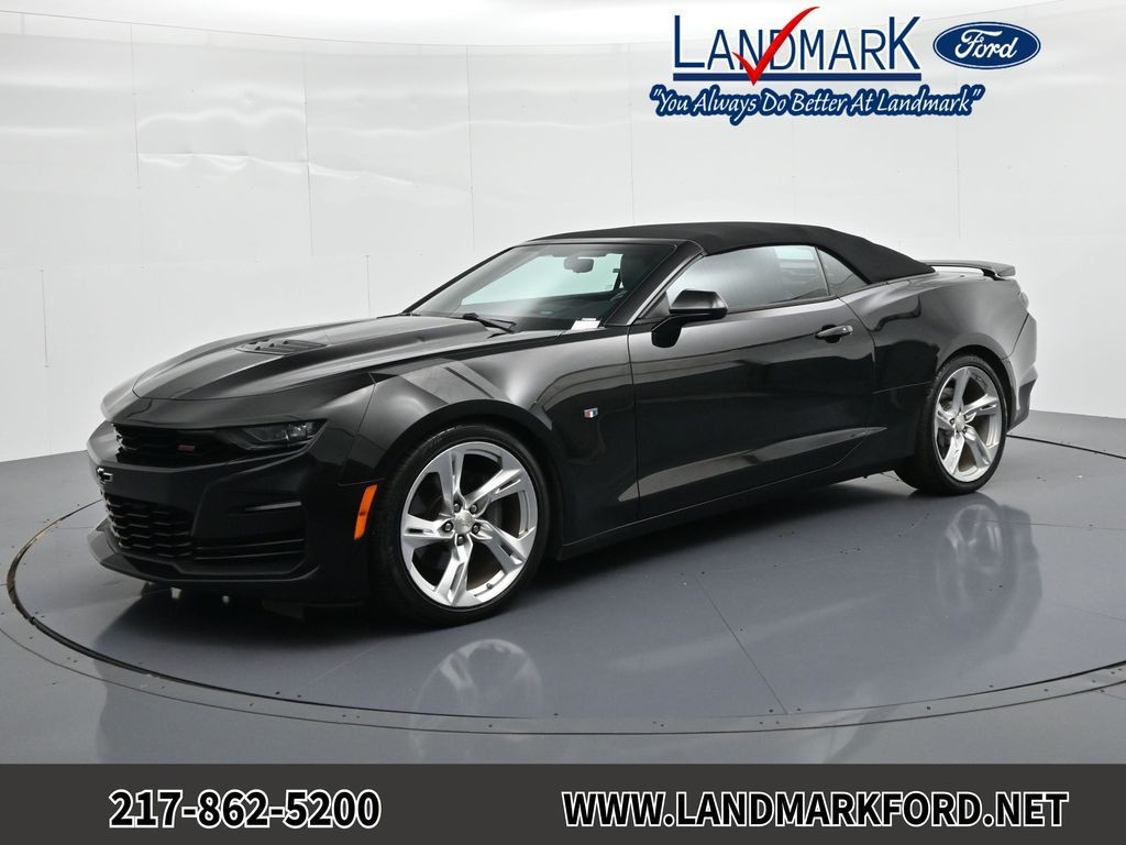 Chevrolet Camaro Vehicle Full-screen Gallery Image 01