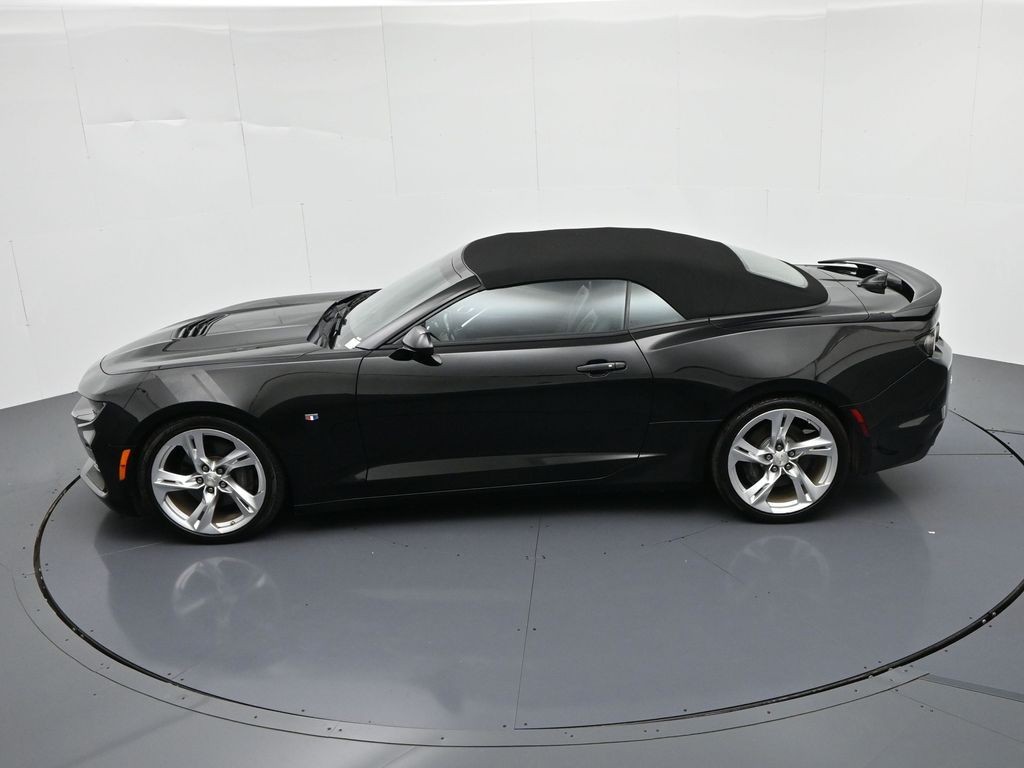 Chevrolet Camaro Vehicle Full-screen Gallery Image 20