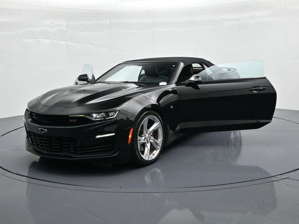 Chevrolet Camaro Vehicle Full-screen Gallery Image 27