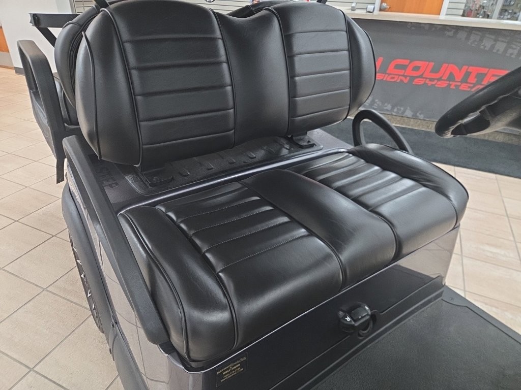 Club Club Car Vehicle Full-screen Gallery Image 7