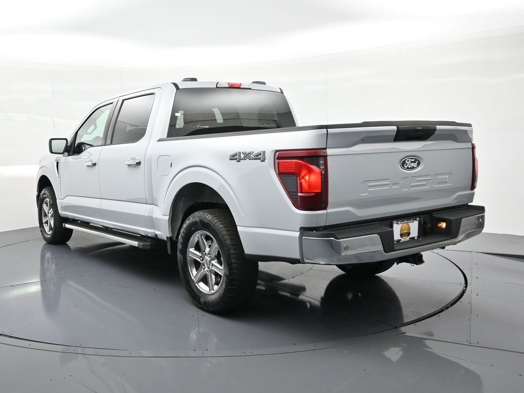 Ford F-150 Vehicle Full-screen Gallery Image 8
