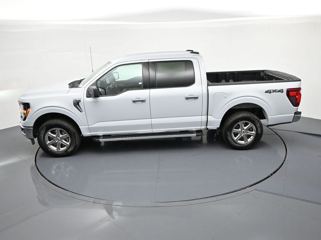 Ford F-150 Vehicle Full-screen Gallery Image 21