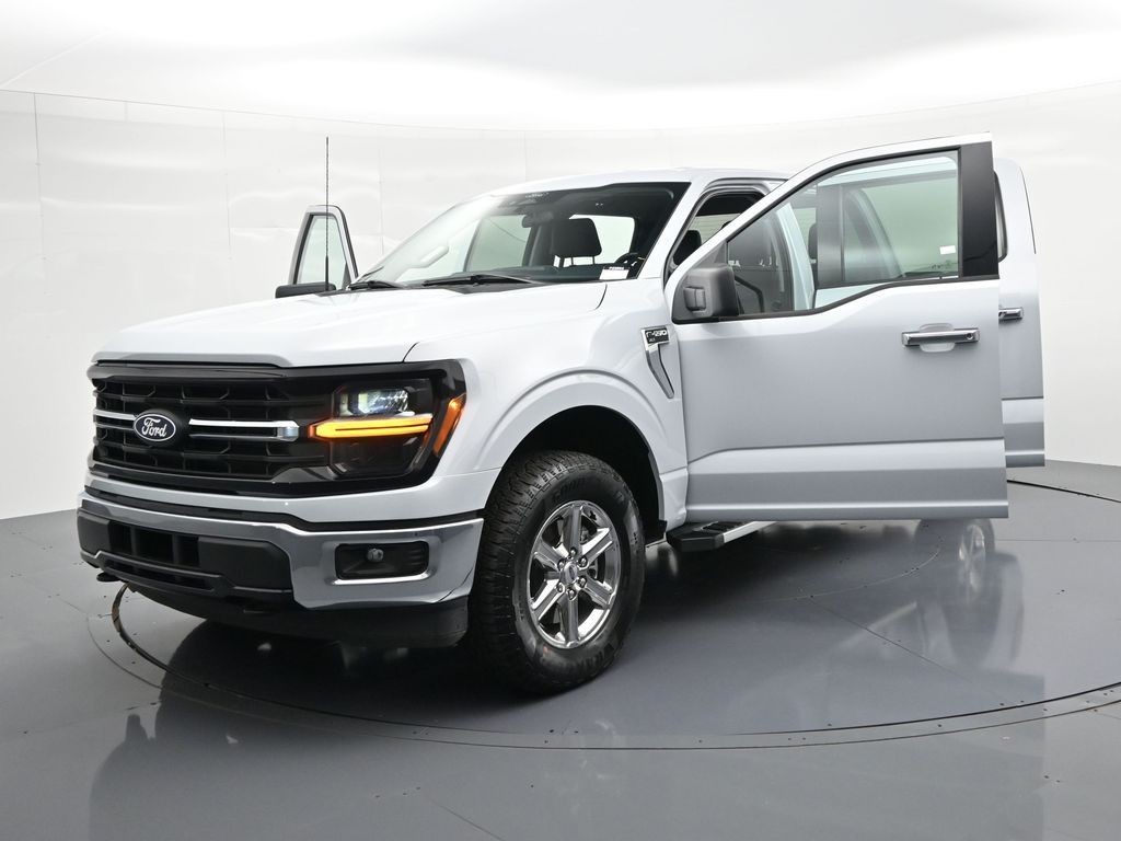 Ford F-150 Vehicle Full-screen Gallery Image 28