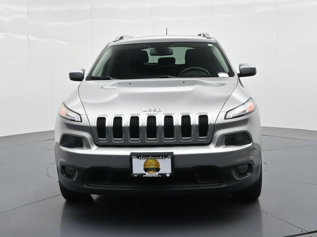 Jeep Cherokee Vehicle Full-screen Gallery Image 3
