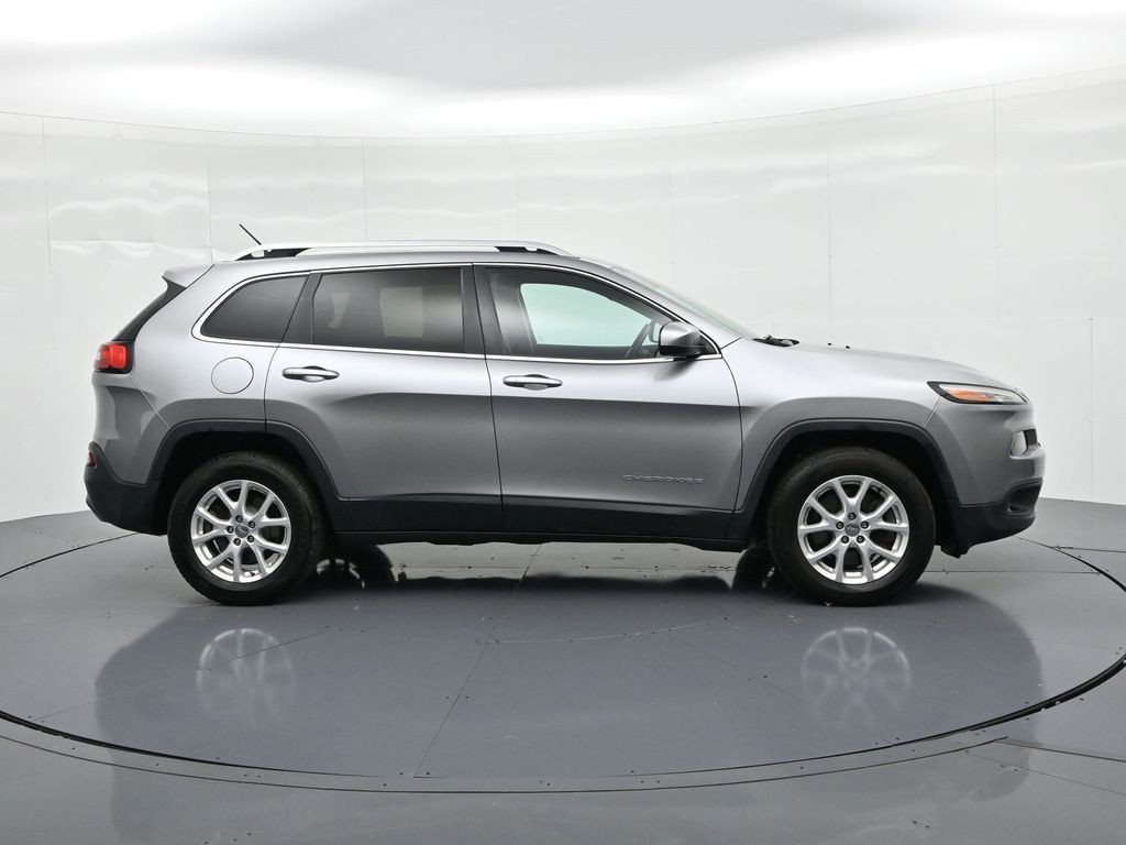 Jeep Cherokee Vehicle Full-screen Gallery Image 5