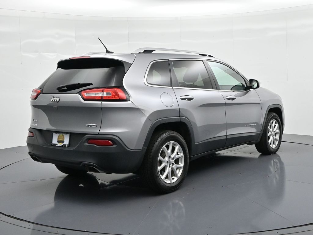 Jeep Cherokee Vehicle Full-screen Gallery Image 6