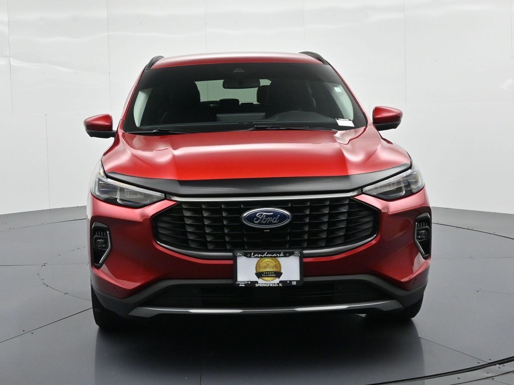 Ford Escape Vehicle Full-screen Gallery Image 3