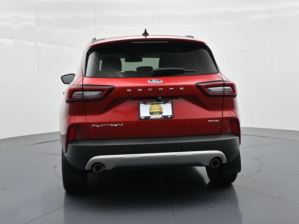 Ford Escape Vehicle Full-screen Gallery Image 7