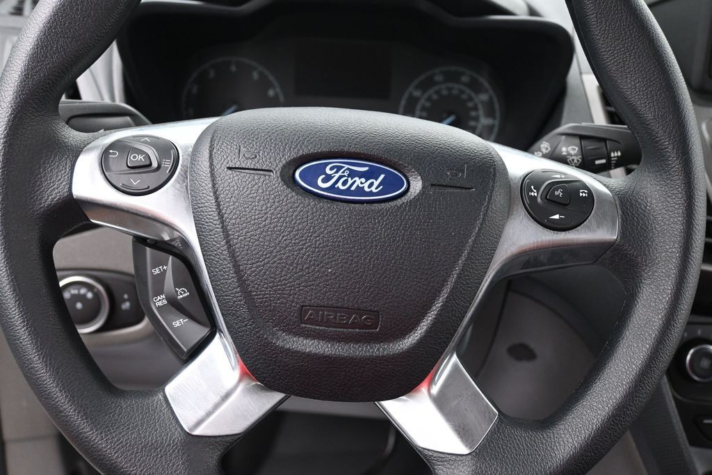 Ford Transit Connect Van Vehicle Full-screen Gallery Image 12