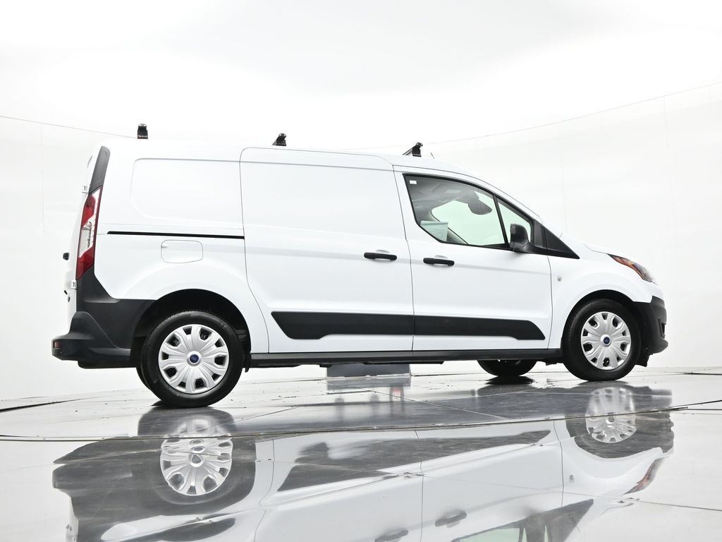 Ford Transit Connect Van Vehicle Full-screen Gallery Image 21