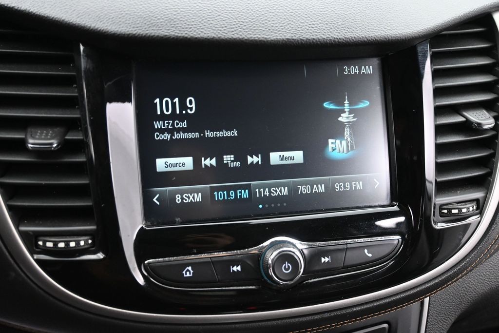 Chevrolet Trax Vehicle Full-screen Gallery Image 10