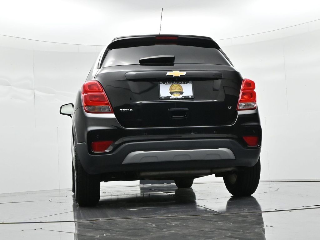 Chevrolet Trax Vehicle Full-screen Gallery Image 19