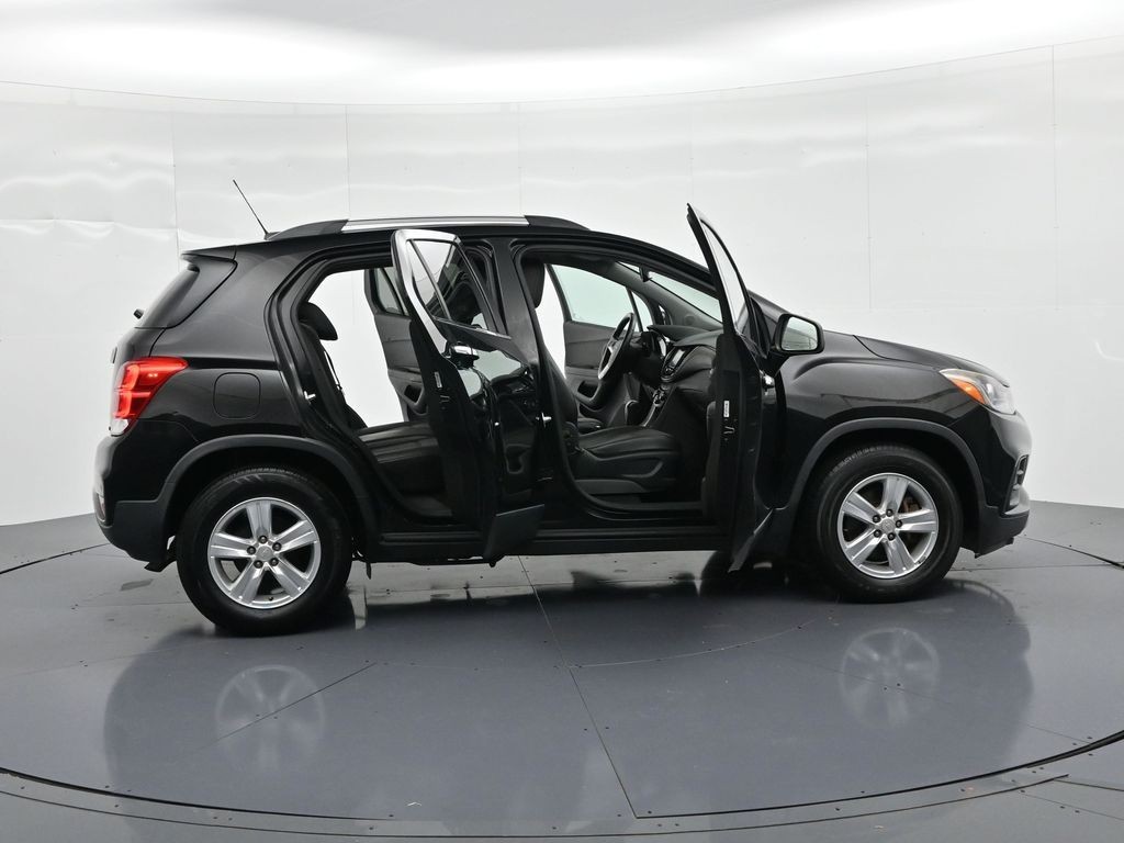 Chevrolet Trax Vehicle Full-screen Gallery Image 22