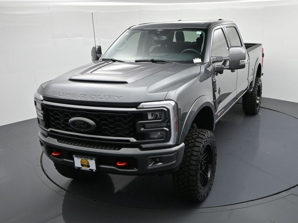 Ford F-250SD Vehicle Full-screen Gallery Image 19