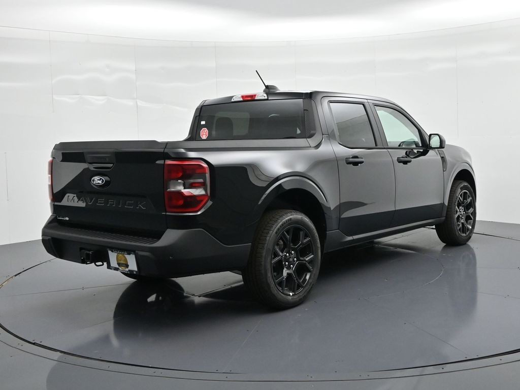 Ford Maverick Vehicle Full-screen Gallery Image 6