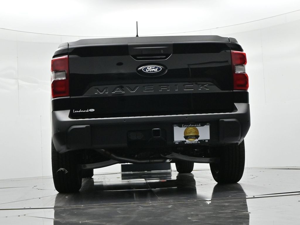 Ford Maverick Vehicle Full-screen Gallery Image 22