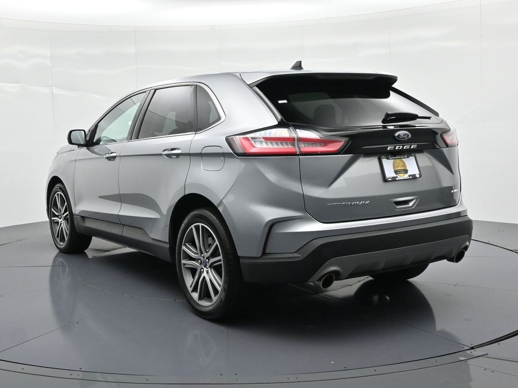 Ford Edge Vehicle Full-screen Gallery Image 8