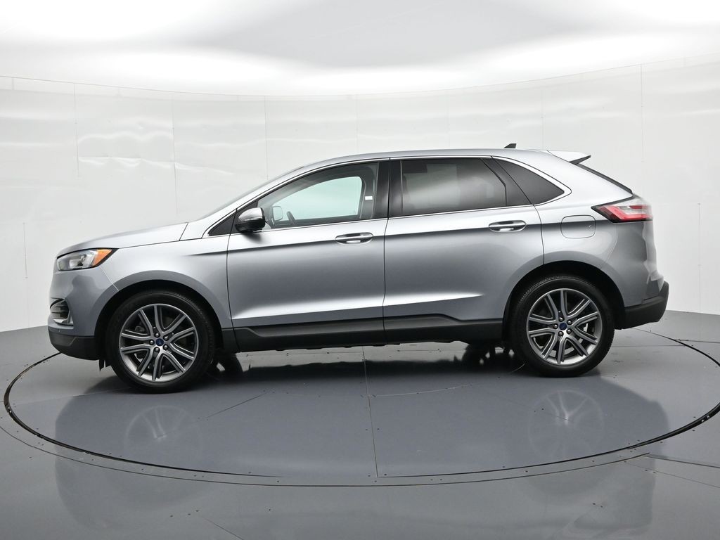 Ford Edge Vehicle Full-screen Gallery Image 9