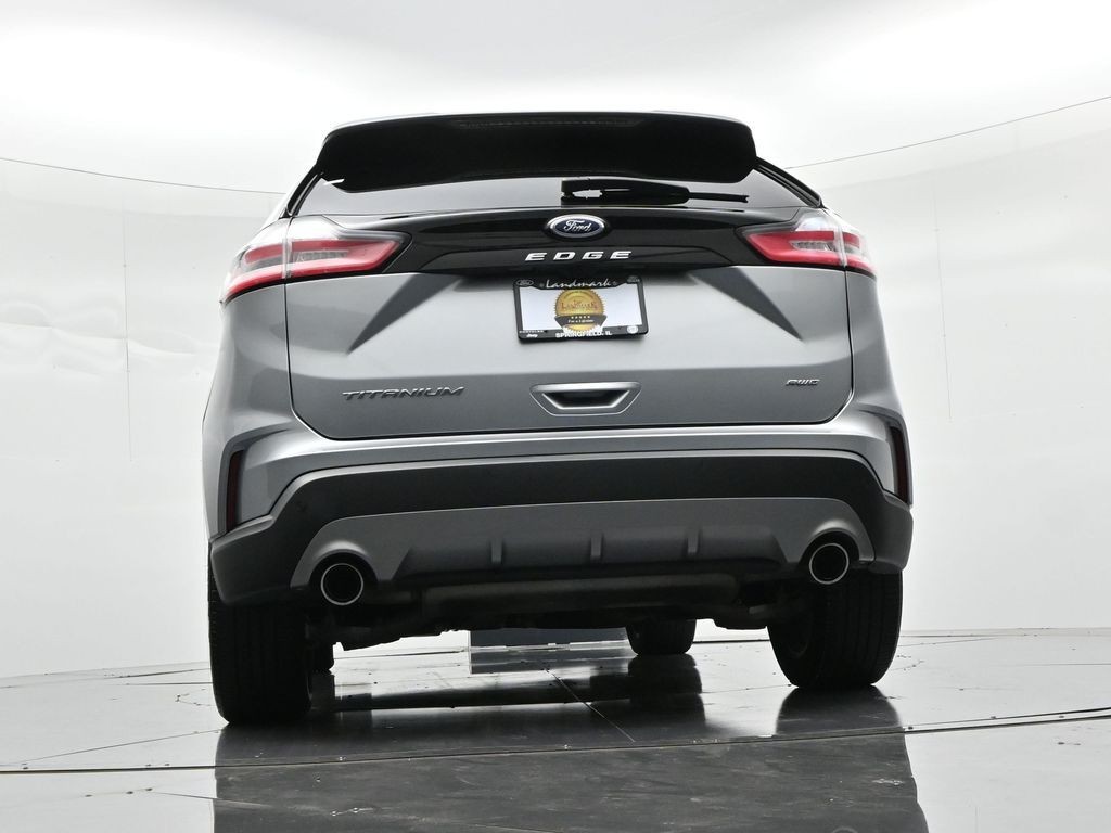 Ford Edge Vehicle Full-screen Gallery Image 20