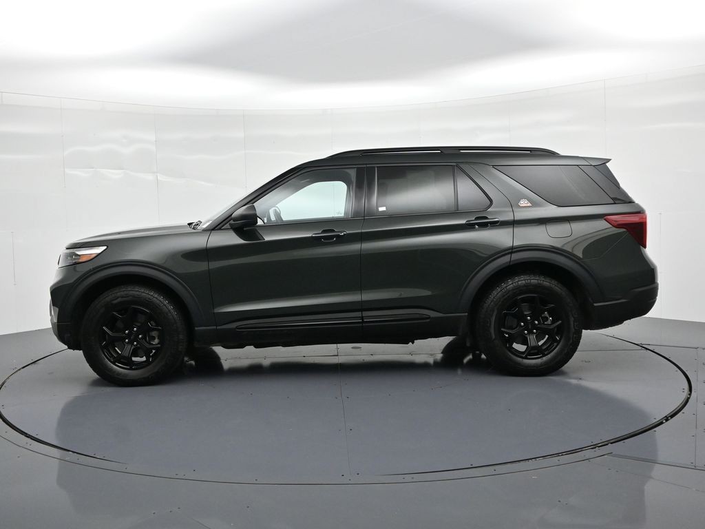 Ford Explorer Vehicle Full-screen Gallery Image 09