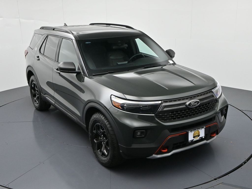 Ford Explorer Vehicle Full-screen Gallery Image 18