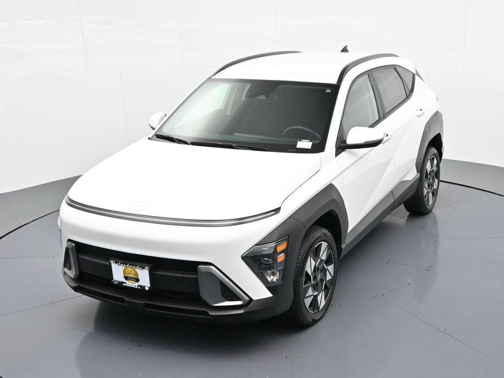 Hyundai Kona Vehicle Full-screen Gallery Image 18