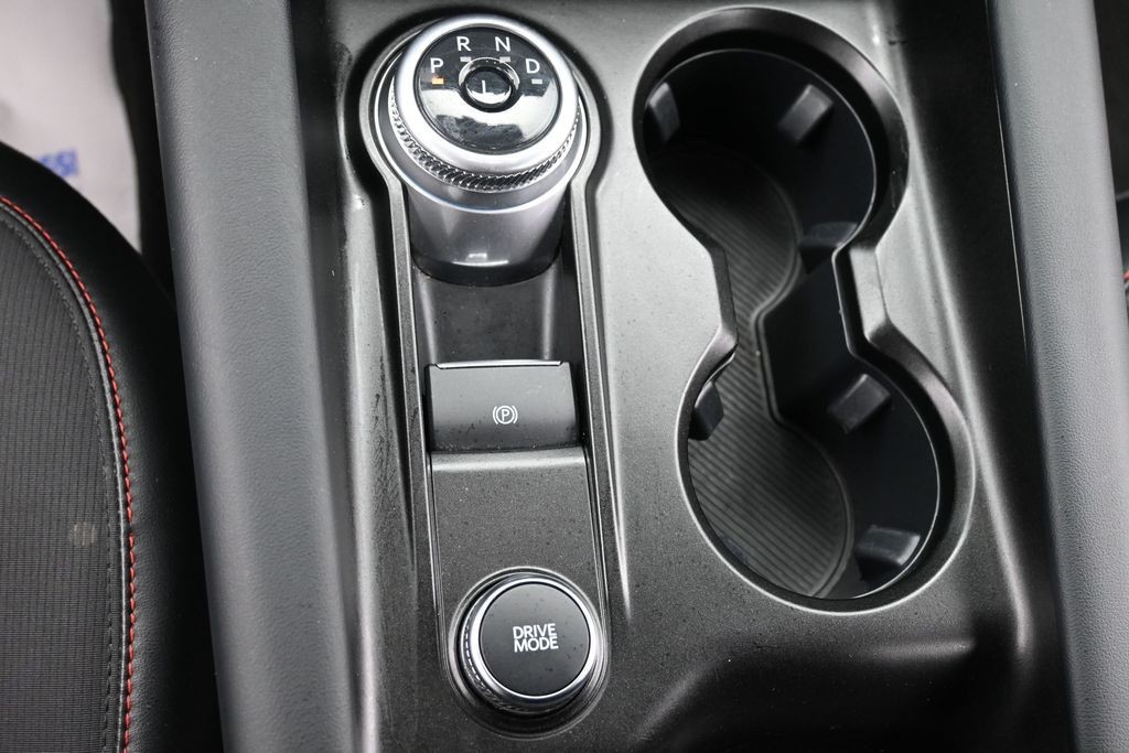 Ford Explorer Vehicle Full-screen Gallery Image 14