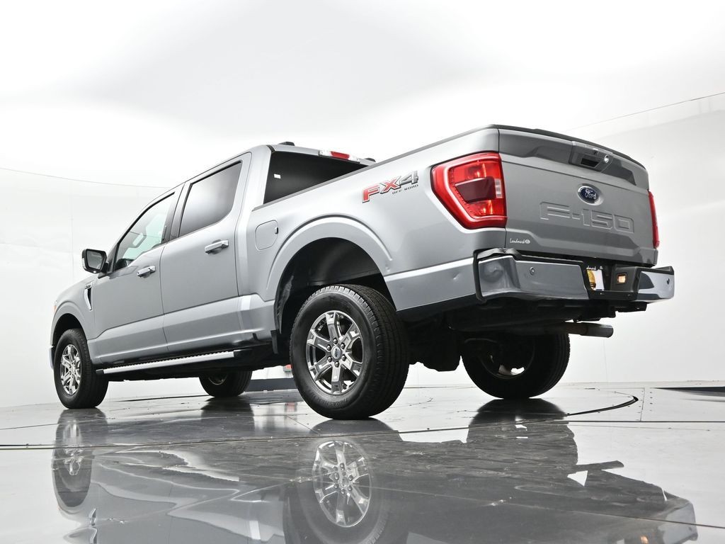 Ford F-150 Vehicle Full-screen Gallery Image 20