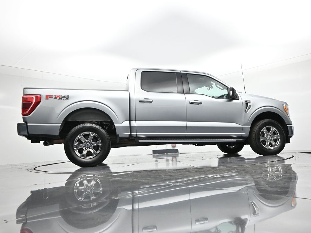 Ford F-150 Vehicle Full-screen Gallery Image 23
