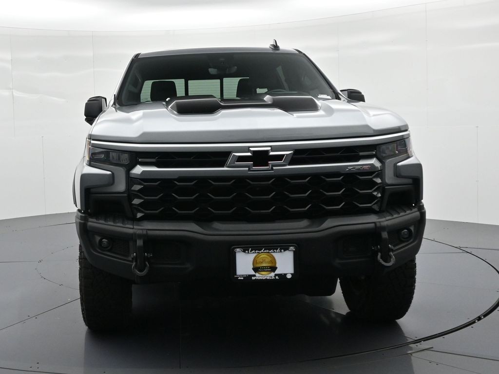 Chevrolet Silverado 1500 Vehicle Full-screen Gallery Image 03