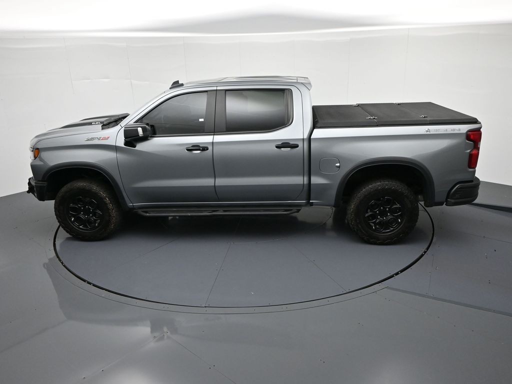 Chevrolet Silverado 1500 Vehicle Full-screen Gallery Image 21