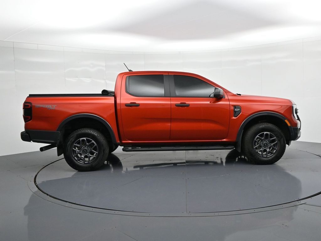 Ford Ranger Vehicle Full-screen Gallery Image 5