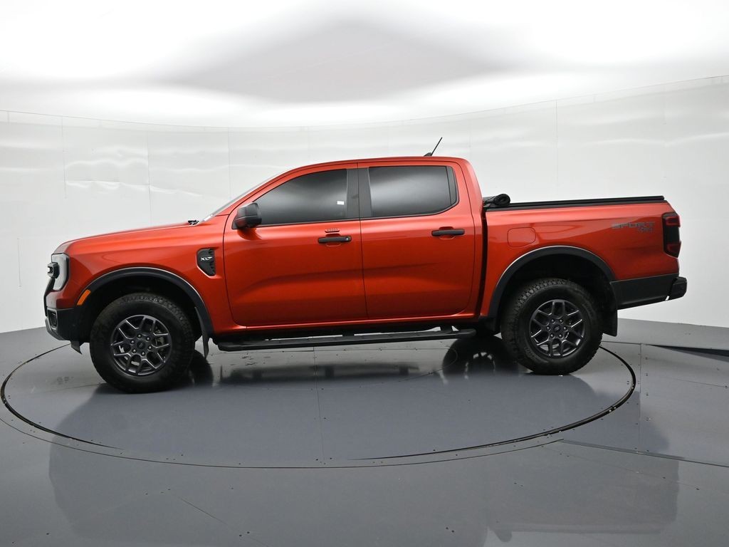 Ford Ranger Vehicle Full-screen Gallery Image 9