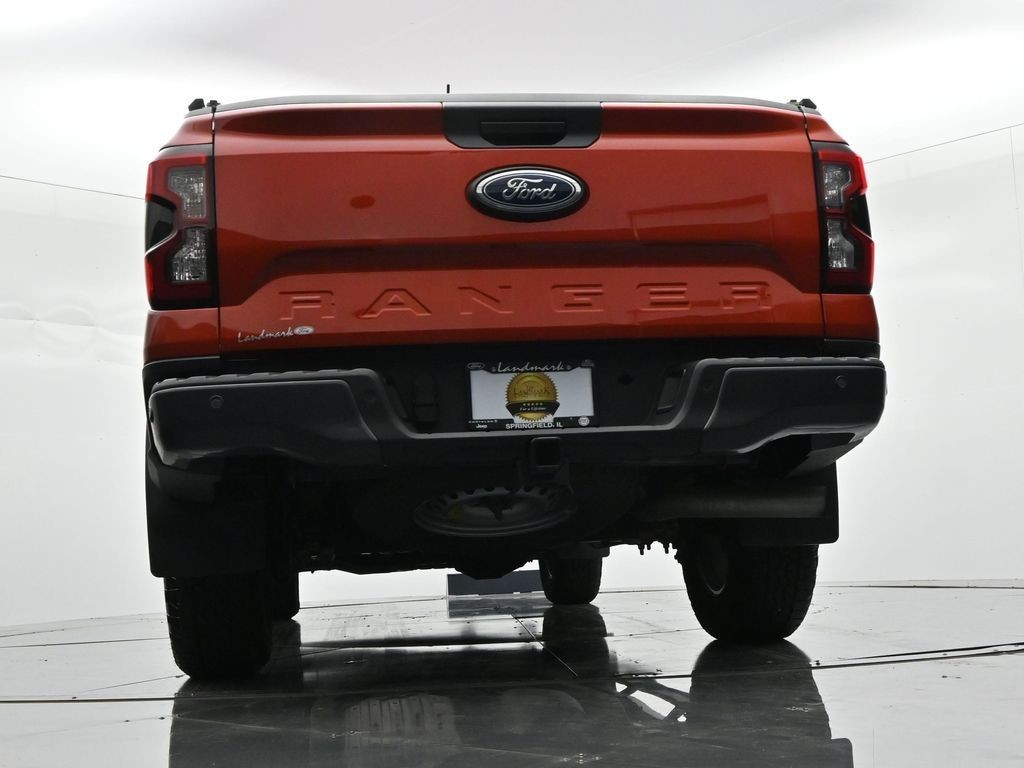 Ford Ranger Vehicle Full-screen Gallery Image 22