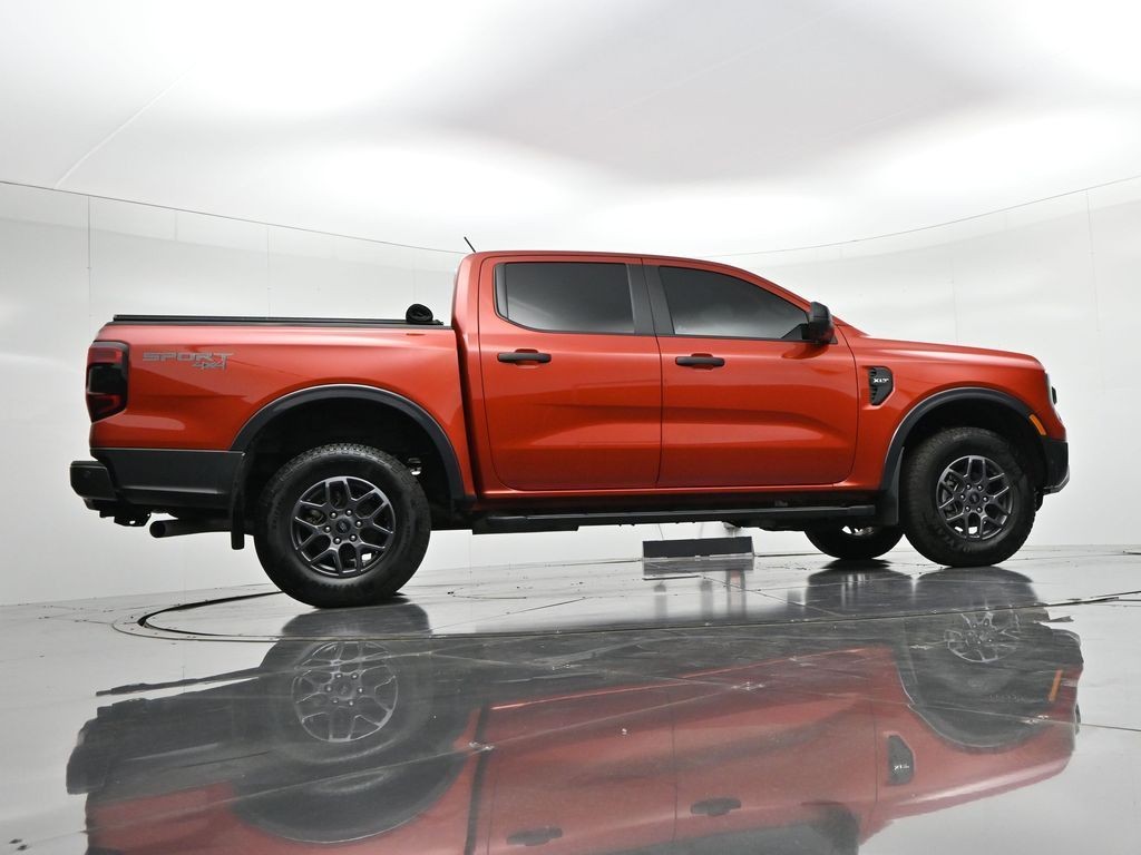 Ford Ranger Vehicle Full-screen Gallery Image 24