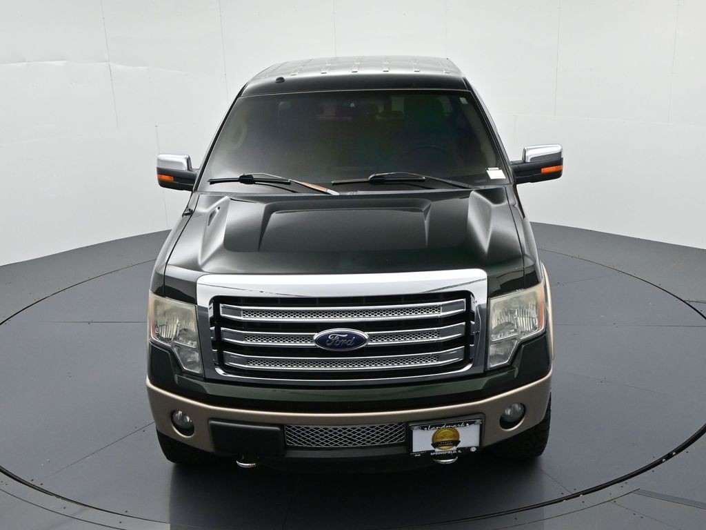 Ford F-150 Vehicle Full-screen Gallery Image 16