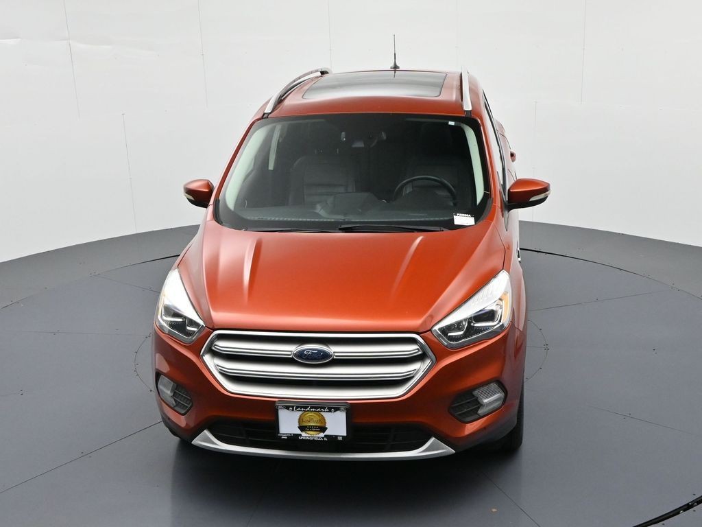 Ford Escape Vehicle Full-screen Gallery Image 17