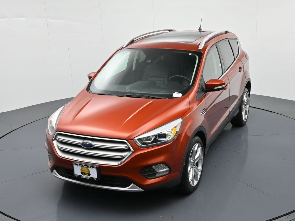 Ford Escape Vehicle Full-screen Gallery Image 18