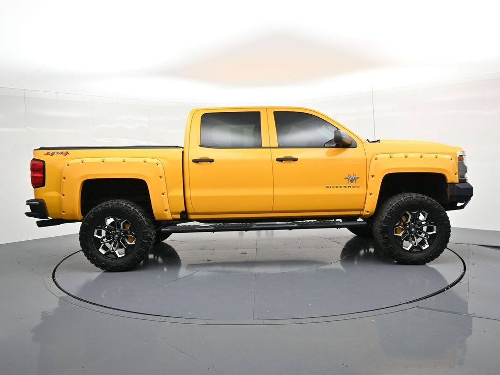 Chevrolet Silverado 1500 Vehicle Full-screen Gallery Image 05