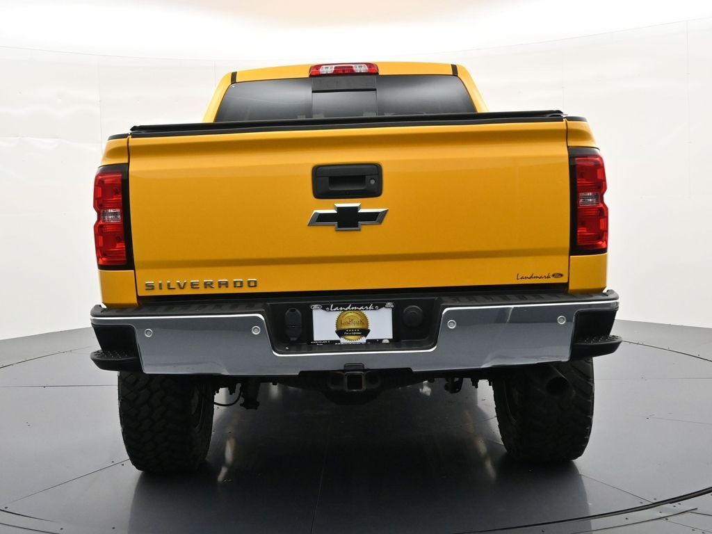 Chevrolet Silverado 1500 Vehicle Full-screen Gallery Image 07