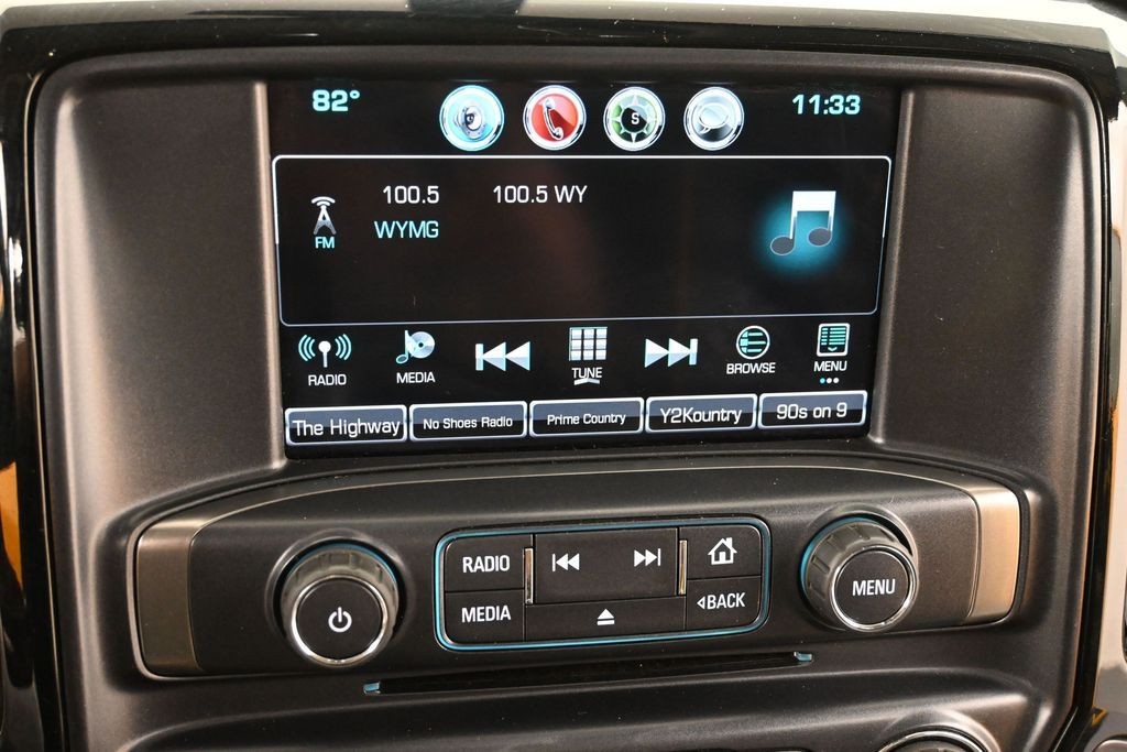 Chevrolet Silverado 1500 Vehicle Full-screen Gallery Image 11