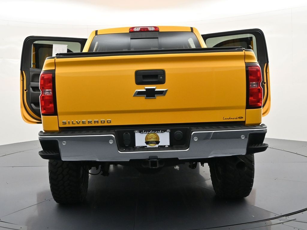 Chevrolet Silverado 1500 Vehicle Full-screen Gallery Image 27
